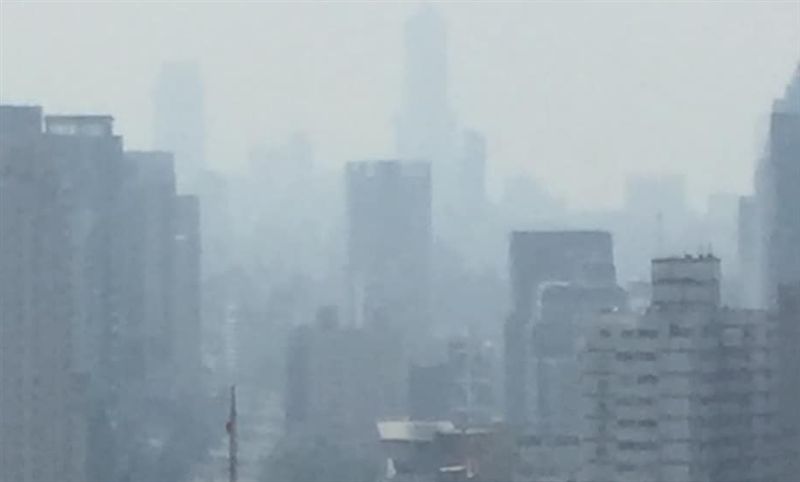 八五大樓朦朧美…苦苓：有與沒有之間