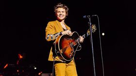 英國偶像男團「一世代（One Direction）」25歲成員哈利斯泰爾斯（Harry Styles）。IG