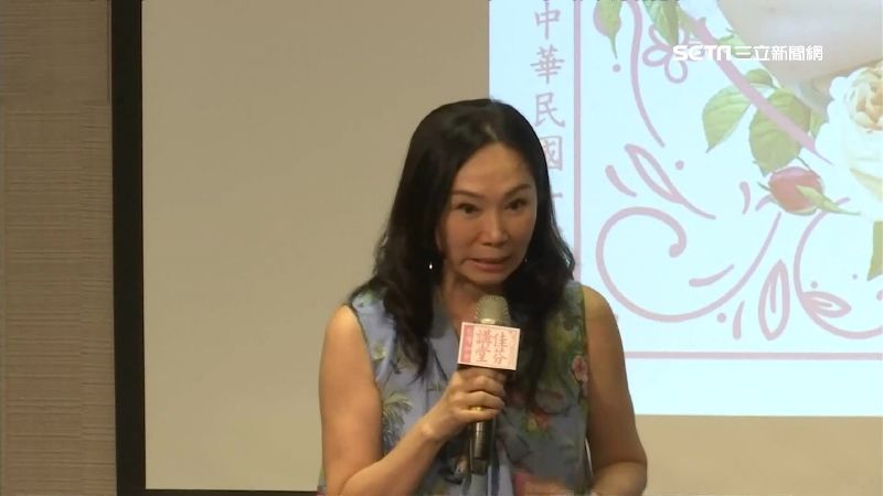 李佳芬首場講堂　砲轟學母語浪費資源