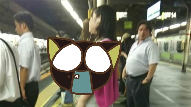 搭車驚見「二次元」胸部！網一看暴動