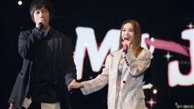 五月天,蔡依林,阿信,演唱會,上海（圖／翻攝自蔡依林臉書）