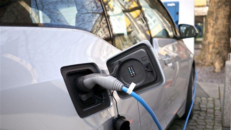 經部啟動電動車補助　投入2億拚綠色物流