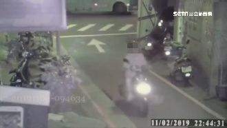 三寶跑給15警追　遭連開24張罰單