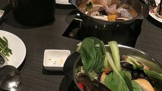 怨火鍋店沒給碗　他遭嗆：像豬還行乞