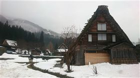 日本CBC電視台報導，4日下午位於岐阜縣被列為世界遺產的「白川鄉」有建築物起火燃燒。圖為合掌村雪景。（中央社檔案照片）