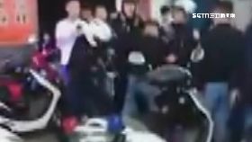 文 推警逼揮棍1200