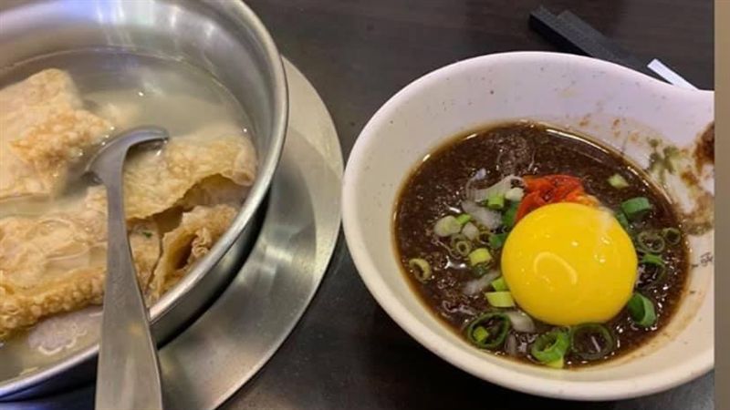 沙茶醬+生蛋黃被嫌髒　網一面倒說…