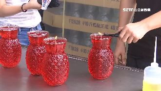 琉璃燭竄火突炸開　屋主手腳灼傷