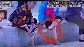日節目拍宮古島！驚見「中國大媽」亂丟垃圾　網轟：沒教養（圖／翻攝自PTT）