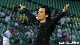 歌手任賢齊擔任表演嘉賓。（圖／記者林聖凱攝影）