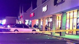 Popeyes,插隊,排隊,國際三明治日,回歸,漢堡,鬥毆,美國,　圖／翻攝自推特