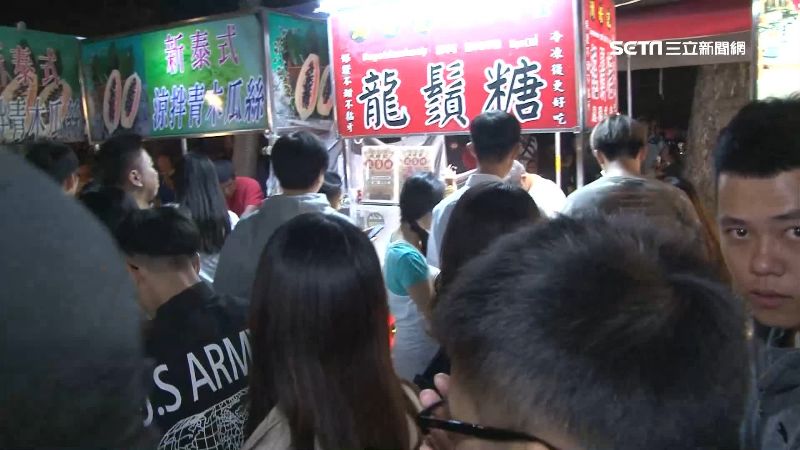一德夜市熄燈倒數　遊客不捨塞爆！