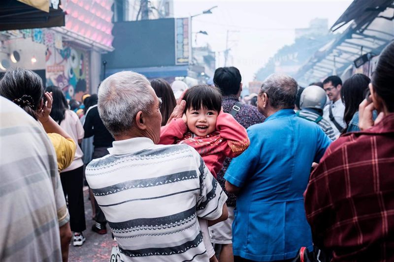 神攝手：在國道放風箏