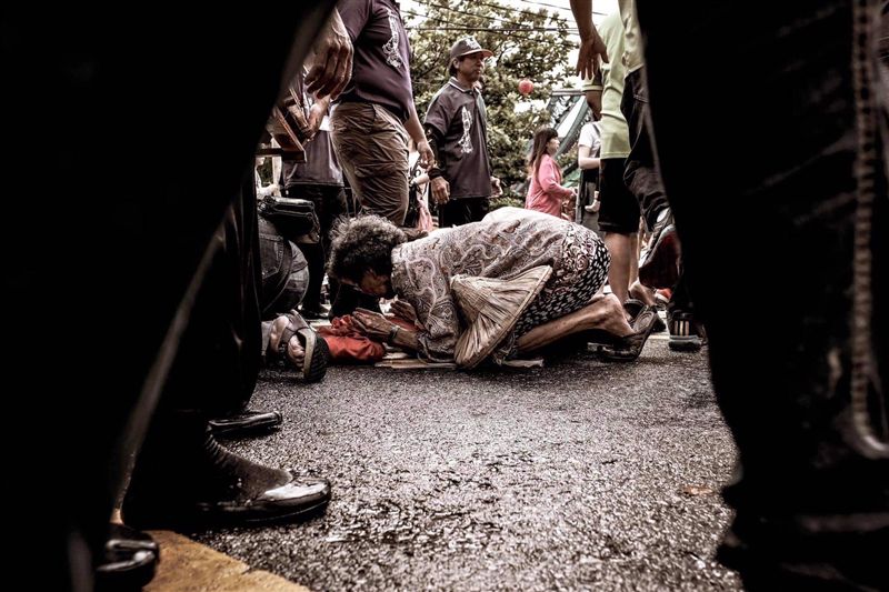 神攝手：在國道放風箏