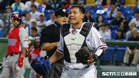 主審判決爭議，張進德情緒相當不滿。（圖／記者林聖凱攝影）