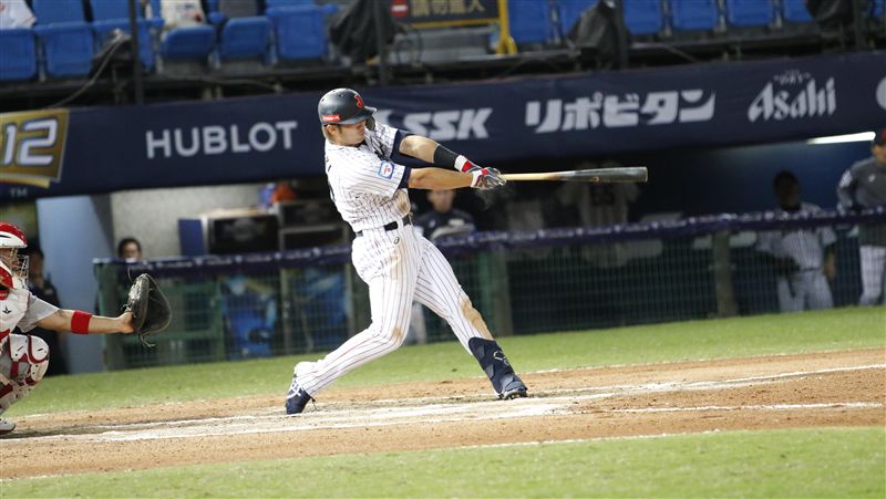 12強／鈴木誠也開轟　日率先進複賽