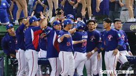 ▲世界棒球12強賽台灣中華隊朱育賢林哲瑄王威晨王勝偉委內瑞拉。（圖／記者林聖凱攝影）