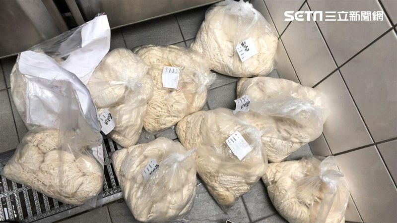 麵條改了這個　知名牛肉麵店丟商譽
