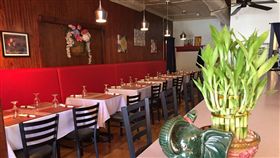 美國,泰國餐廳,天花板,滴水,男屍（圖／翻攝自Siam Corner Thai Kitchen Windsor臉書）