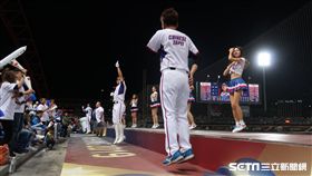 12強中華隊台灣應援團。（圖／記者王怡翔攝影）