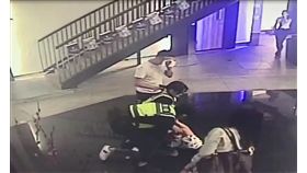 台中市公園路KTV鬥毆案,男子遭壓制