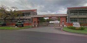 花防部,官兵,咬警察,作勢毆打,酒醉,