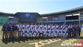 12強中華隊團體照。（圖／記者王怡翔攝影）