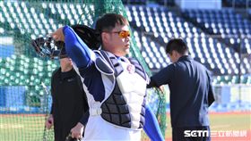 林泓育千葉球場練習。（圖／記者王怡翔攝影）