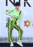 舒子晨首場EP簽唱會現場載歌載舞讓粉絲瘋狂。（記者邱榮吉/攝影）