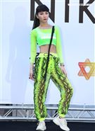 舒子晨首場EP簽唱會現場載歌載舞讓粉絲瘋狂。（記者邱榮吉/攝影）