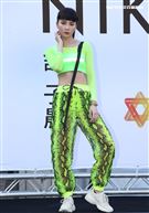 舒子晨首場EP簽唱會現場載歌載舞讓粉絲瘋狂。（記者邱榮吉/攝影）