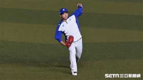 12強韓國隊練球이승호李承鎬首爾英雄左投。（圖／記者王怡翔攝影）