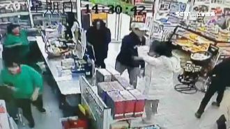 不滿女嗆店員　男持生薑毆到她腦震盪