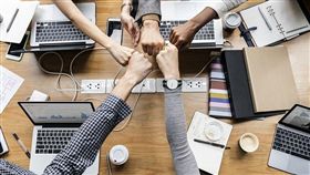 社交/開會/職場/上班。 (示意圖／翻攝自Pixabay)