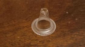 老爸將耳溫套當成是保險套了（圖／翻攝自Dcard）