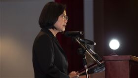 蔡英文總統11日下午出席「第73屆工業節慶祝大會」。（圖／總統府提供）