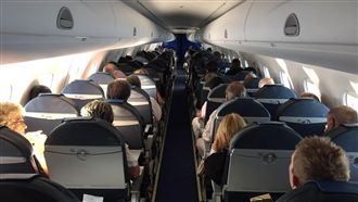 搭飛機別穿「2服裝」　空服員曝超噁內幕