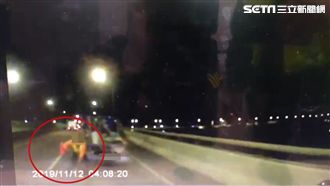 撞擊畫面曝光！貨車男恍神夾撞維修工