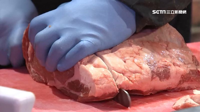 爭台首席切肉師　油花均、肉最少奪冠