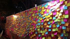 公民割草行動,韓國瑜,罷免,高雄,勞工夜市,熄燈,罷韓連儂牆
https://www.facebook.com/citizens.mowing.action/photos/pcb.2382716061950867/2382715868617553/?type=3&theater