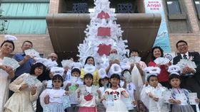 心願樹儀式啟動　盼民眾助家扶兒童圓夢環球科技大學12日啟動心願樹儀式，盼民眾認捐兒童心願，幫助雲林家扶中心兒童和馬來西亞小朋友圓夢。　中央社記者姜宜菁攝　108年11月12日