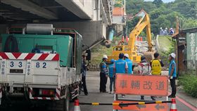 花蓮市尚志橋將封橋施工花蓮市重要橋梁尚志橋去年0206地震造成橋面龜裂、伸縮縫擴張及位移等災損，12月1日將封橋施工進行修繕。中央社記者李先鳳攝　108年11月12日