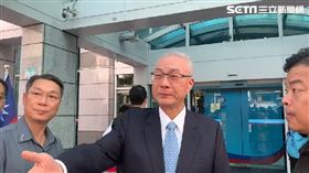 吳敦義在黨中央哭