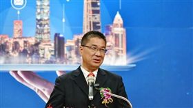 內政部長徐國勇頒獎表揚績優地政機關、貢獻人員及熱心服務的地政志工（圖／內政部）