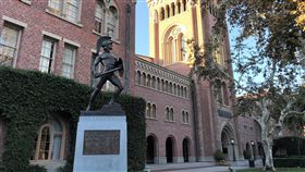 南加大死亡率異常 校方發公開信美國西岸名校南加州大學（圖）校方近日證實，本學期自8月底到11月初已有9名學生死亡，死亡率異常。校方呼籲學生有問題要積極求助。中央社記者林宏翰洛杉磯攝　108年11月13日