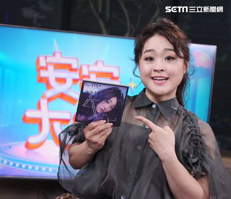 許莉潔安安大明星。（記者邱榮吉/攝影）