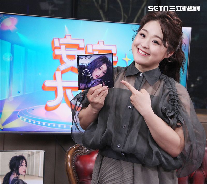 許莉潔安安大明星。（記者邱榮吉/攝影）