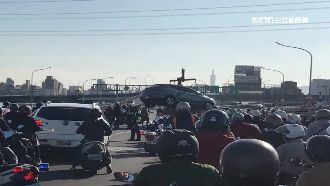 車禍擦撞怎麼辦？交警傳授「五字訣」