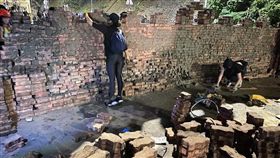 中大（圖／翻攝自行走的故事詩2.0/yanwu臉書）
https://www.facebook.com/watch/?v=646683285735826