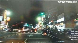 外送員又闖禍！？2人遭撞子遭壓車底